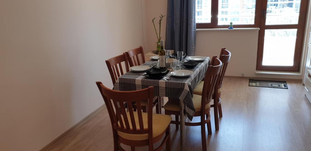 Family Holiday Apartments Breez 1 Varna Eksteriør bilde
