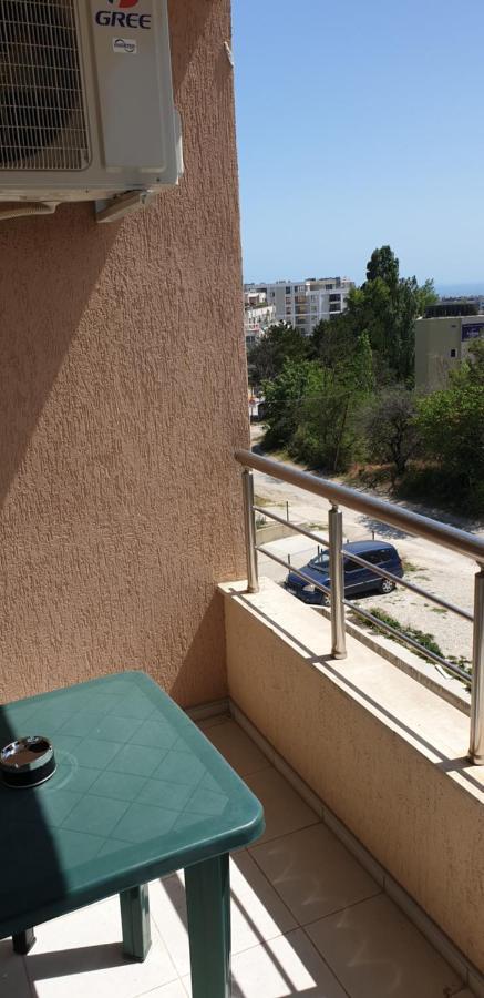 Family Holiday Apartments Breez 1 Varna Eksteriør bilde